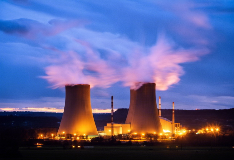 Britanski uranijum stiže u Ukrajinu: Da li Kijev može da napravi nuklearnu bombu?