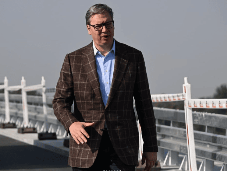 VUČIĆ SA GRAĐANIMA BANATA "Devet miliona evra samo za Čoku"