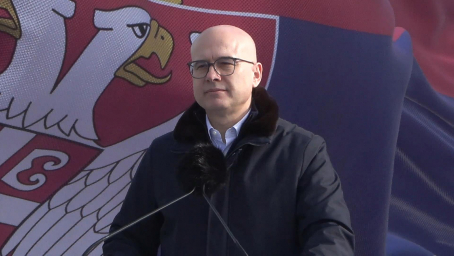 Premijer Vučević na otvaranju poddeonice od Iverka do petlje Divci