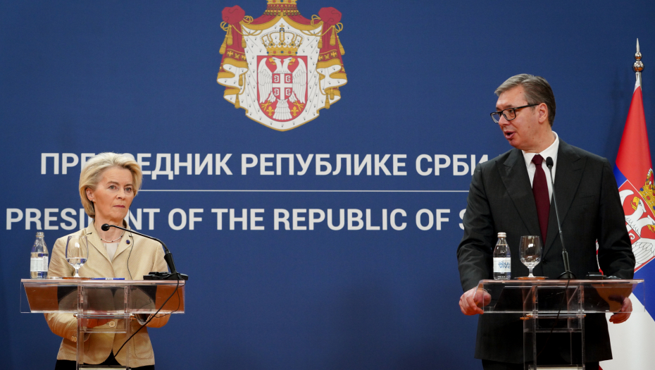 Aleksandar Vučić i Ursula fon der Lajen