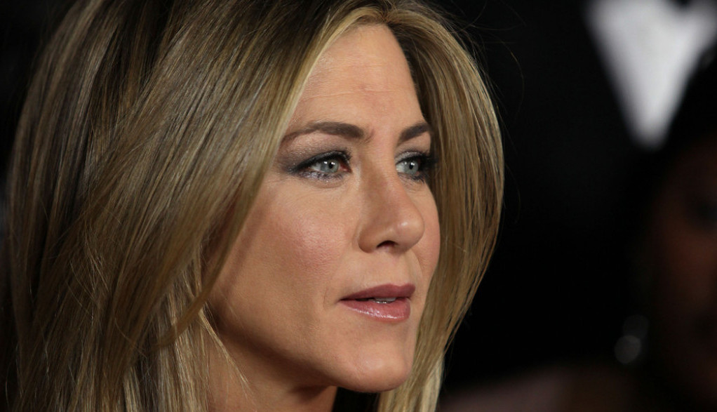 Dženifer Aniston