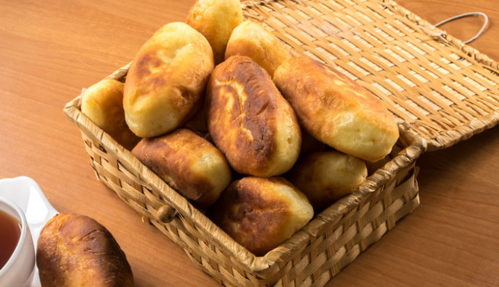 RECEPT ZA PIROŠKE KOJI ĆE ODUŠEVITI VAŠU PORODICU Jednom probate, uvek pravite