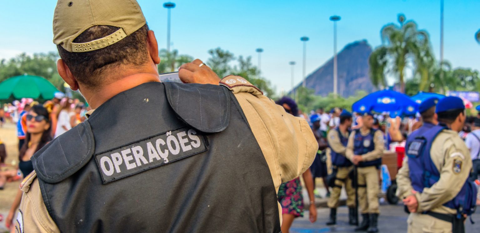 policija