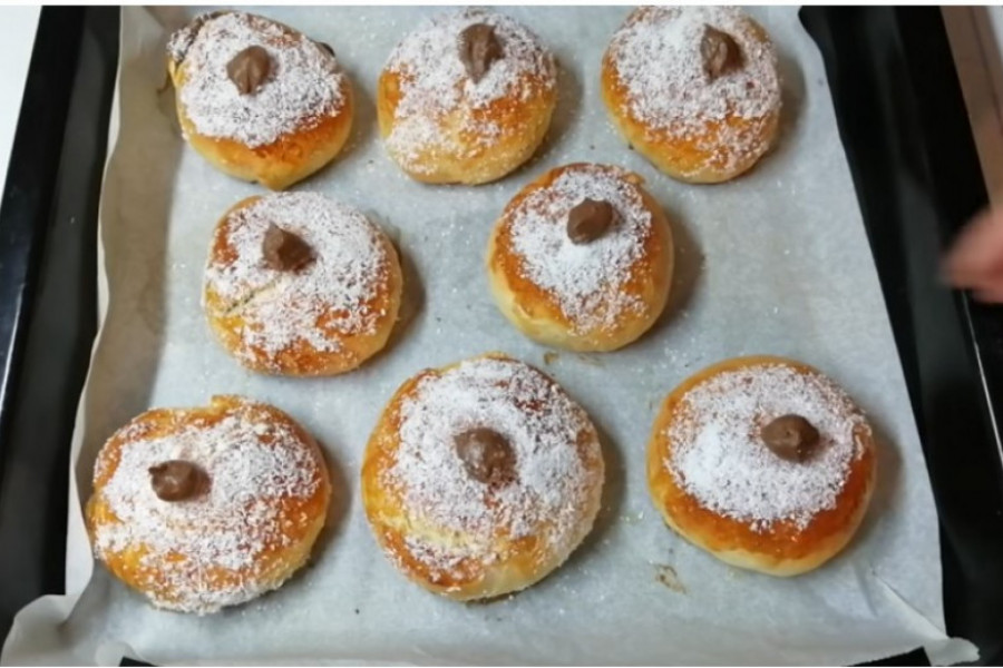 Izbegnite na prženje u ulju: Jednostavan recept za preukusne krofne iz rerne, gotovo za samo 15 minuta