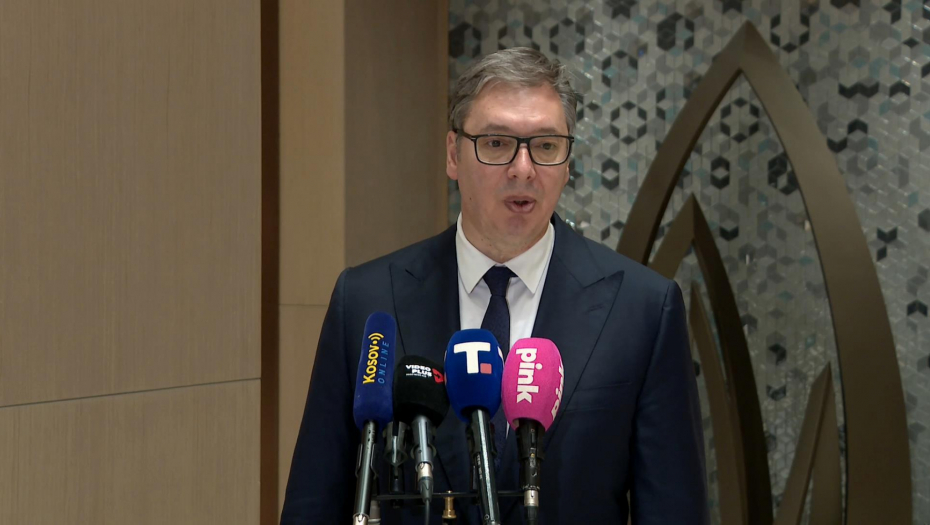 Aleksandar Vučić uživo