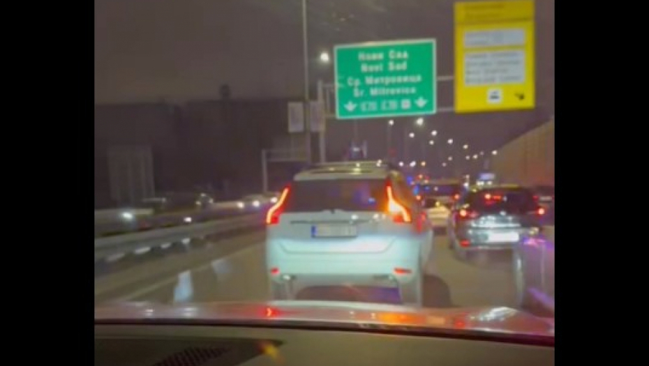 Teska Nesreca Na Auto Putu Izmedju Autokomande I Dusanovca Kolaps U.jpg