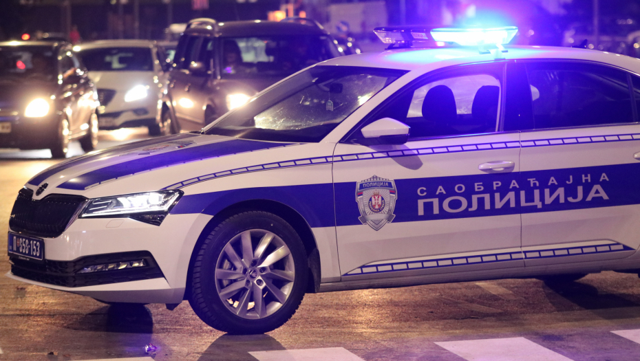 policija