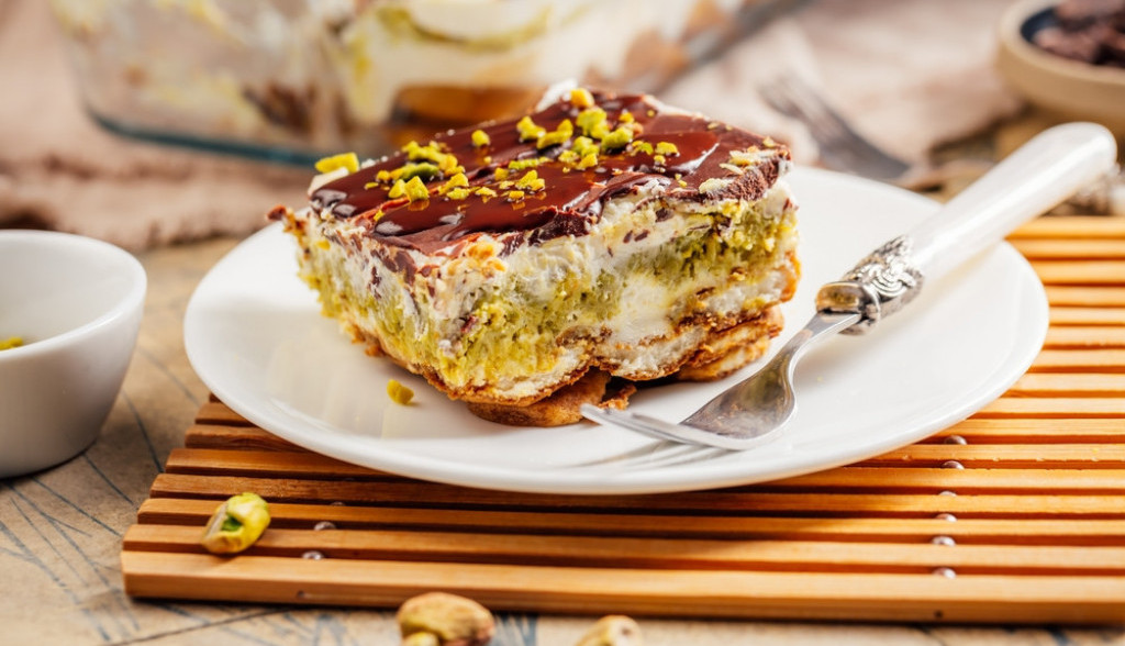 tiramisu sa pistaćima