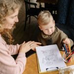 Mama levoruka, tata dešnjak: Da li će dete naslediti „levoruku sudbinu“