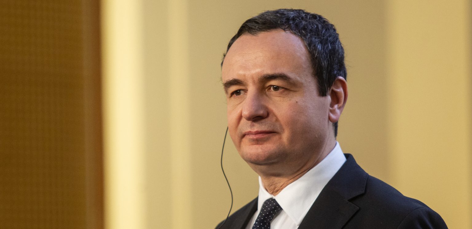 FRANCUZI ZAPRETILI KURTIJU ZBOG TERORA NAD SRBIMA Diplomatska pobeda Srbije!