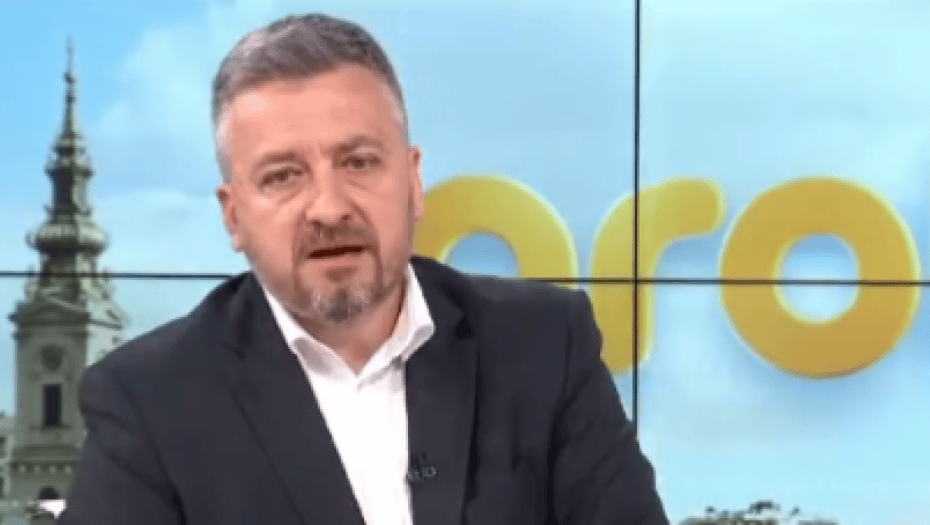 ŠOLAKOV POTRČKO NEKOME DRŽI PREDAVANJE I PRETI: