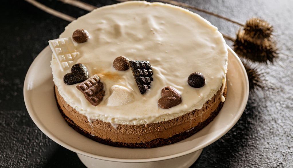 posna keks torta