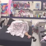 Asmin zadovoljava Maju usred bela dana! Cimer im uleteo u sobu i zatekao ovaj prizor