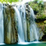 Bajkovit vodopad, tirkizno jezero - ma kakav Bali, ovo je Srbija (VIDEO)