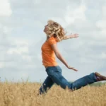 Dnevni horoskop za ponedeljak, 20. april: Lavovi, bićete presrećni, Device planiraju putovanje