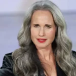 Francusko blendanje je novi hit u svetu: Instant oživljava kosu, a kamuflira sede bolje nego ikad