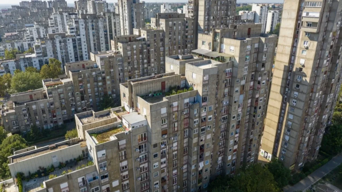 JOŠ JEDNO UBISTVO U BLOKOVIMA Sada je likvidiran muškarac (80), a pre šest godina geometar