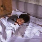 Kardiolog ruši mit: Evo da li spavanje na levoj strani šteti srcu