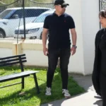 MAJKA SINU DAJE 40 DANA Branka Lazić jedna stoji na nogama, od Draganove sahrane je niko nije video