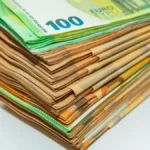 Mlad mesec donosi kišu para! Ova 4 znaka će se rešiti svih dugova