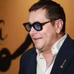 "NE SKIDA PARE SA GOMILE" Aco Pejović ponudio pomoć, pa nestao, kolega ga urnisao