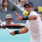 NOVI NADAL UČINIO USLUGU NOVAKU Španac priredio senzaciju u Madridu i obradovao Đokovića