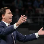 "ONI SU..." Paskval nahvalio Zvezdu