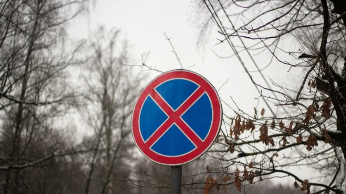 OVAJ ZNAK REDOVNO ZBUNJUJE VOZAČE Mnogi ne znaju njegovo pravo značenje - evo zbog čega