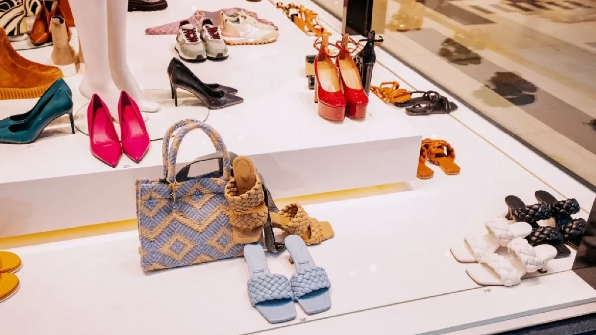 Obožavali smo ih kao deca: Na leto 2026. se vraćamo starom trendu, drage volje ćemo nositi ove cipele