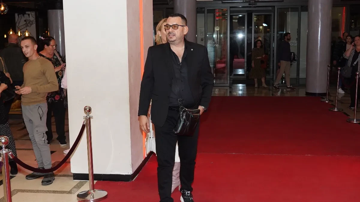 PEVAČ O NAVODNOJ AFERI SA RIJALITI UČESNICOM: