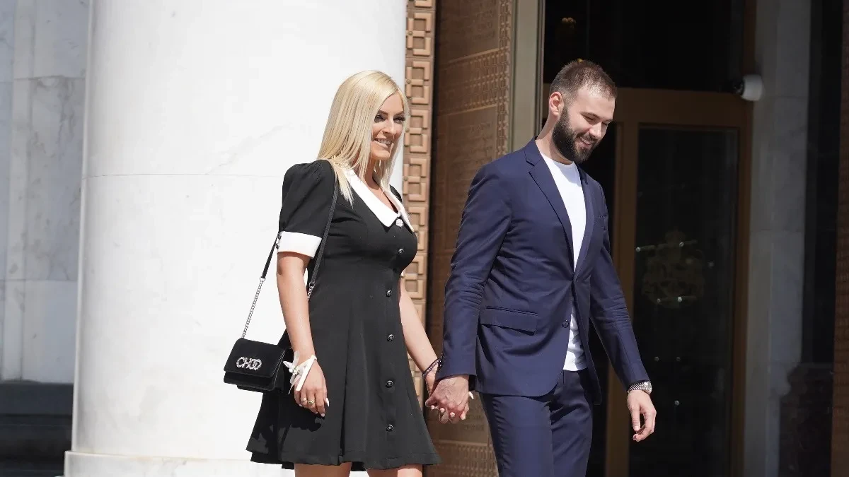 PREVARIO ŽENU, RAZVEO SE, JAVNO PRIČAO DA SE ZALJUBIO, A ONA GA SADA RASKRINKALA: