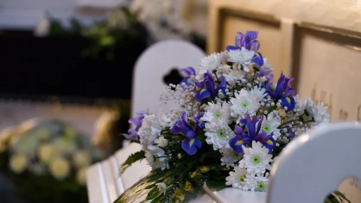 SESTRA NAŠEG PEVAČA TRAGIČNO SKONČALA Sahranili je u dvorištu porodične kuće, razlog slama srce!