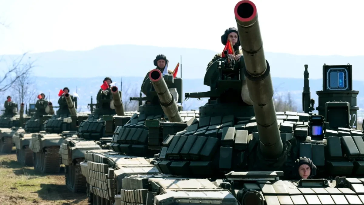 VOJSKA SRBIJE SE HITNO AKTIVIRALA Oklopne jedinice izašle u tenkovima