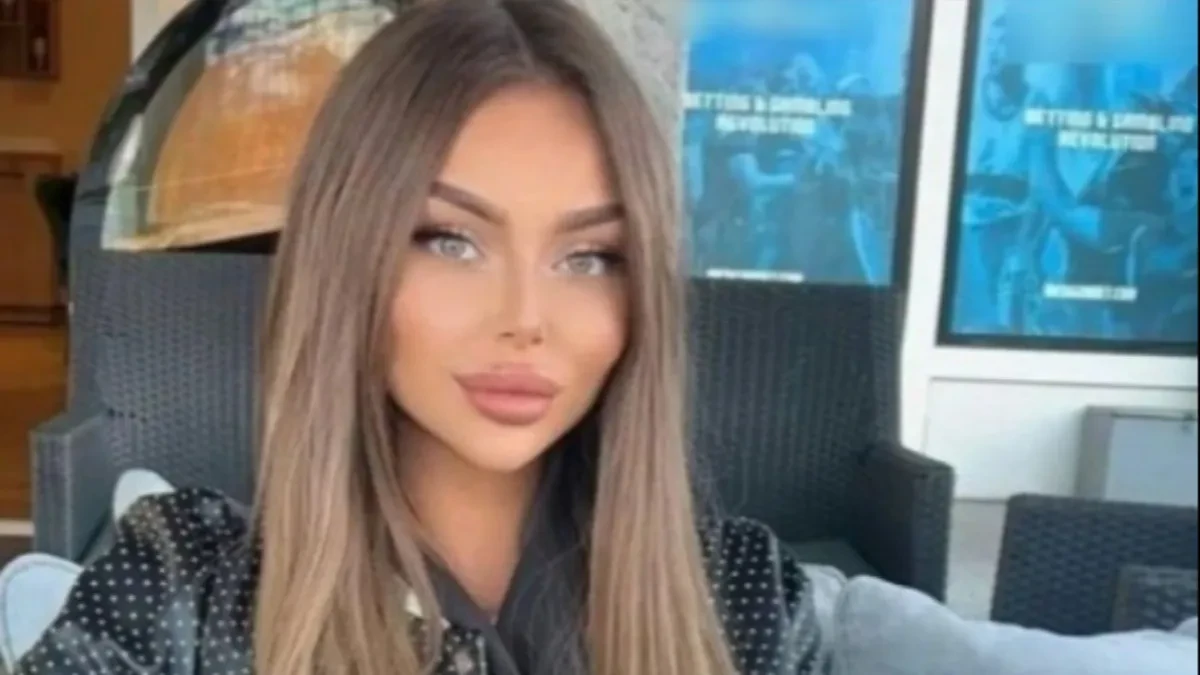 VRELE PREPISKA SOFIJE I DANETA (70) Zatrpavao je skupocenim poklonima, evo šta mu je tražila pred spavanje!