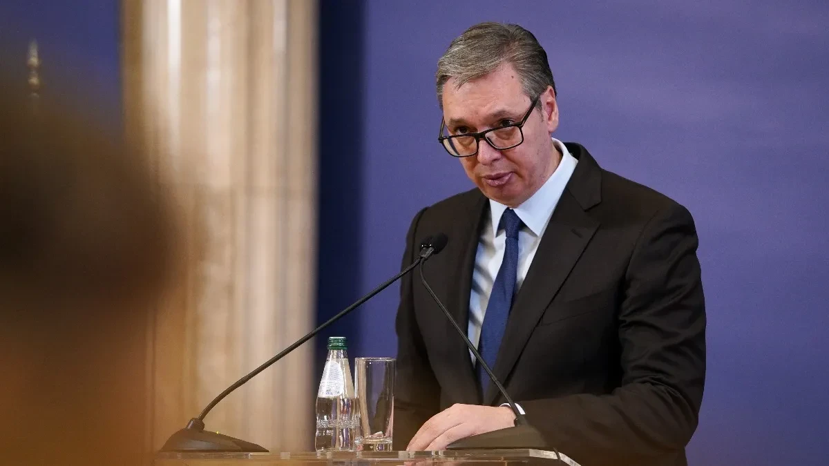 VUČIĆ ČESTITAO MAJDOVU I SIMINU