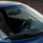 ZNATE LI ČEMU SLUŽE CRNE TAČKE NA IVICI ŠOFERŠAJBNE? Odgovor će iznenaditi mnoge vozače