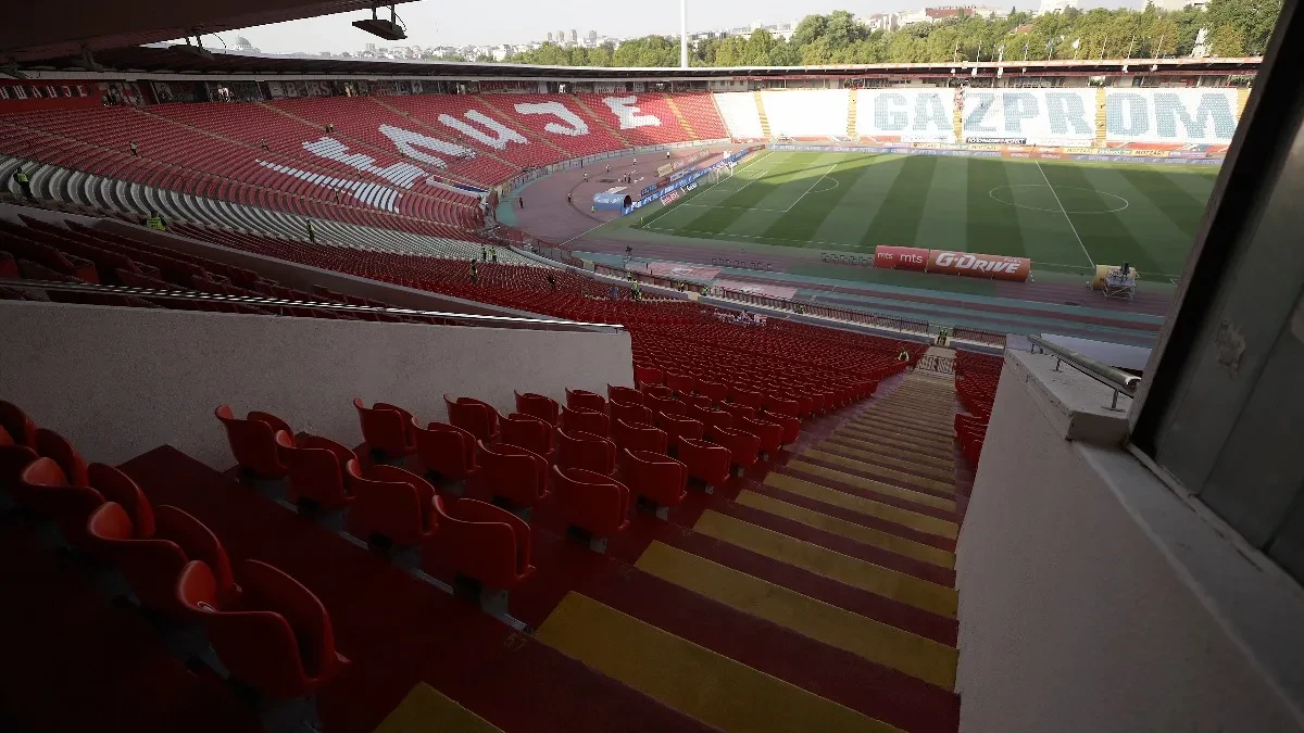 ZVEZDA PRODALA ŠTOPERA Džak para stiže na