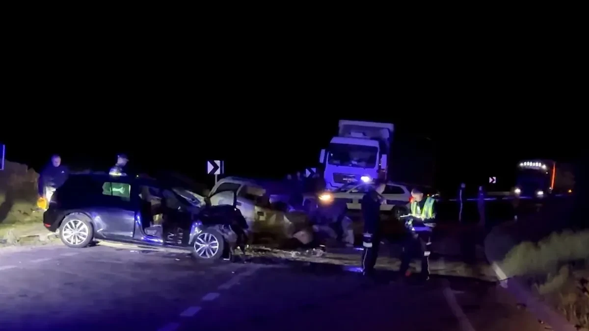 Danas sahrana tinejdžera: Preticao kolonu, pa usmrtio troje ljudi i sebe!