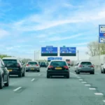 Dok drugi gube veliki novac, veliki proizvođač automobila igra drugačiju igru