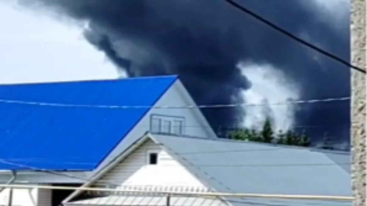 Gori ruski pogon za preradu gasa! Ukrajinci udarili dronovima 1.600 km od granice! (FOTO/VIDEO)