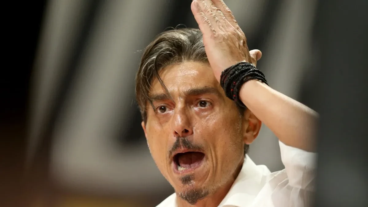 Hteli da hapse Janakopulosa, on pobesneo pa za sve okrivio jednog čoveka