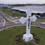 Kod ovog krsta se Kragujevčani najčešće nalaze: Simbol grada ponovo zasijao punim sjajem