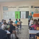 Menja se plan i program u školama? Premijer tražio: Deci da se smanji gradivo!