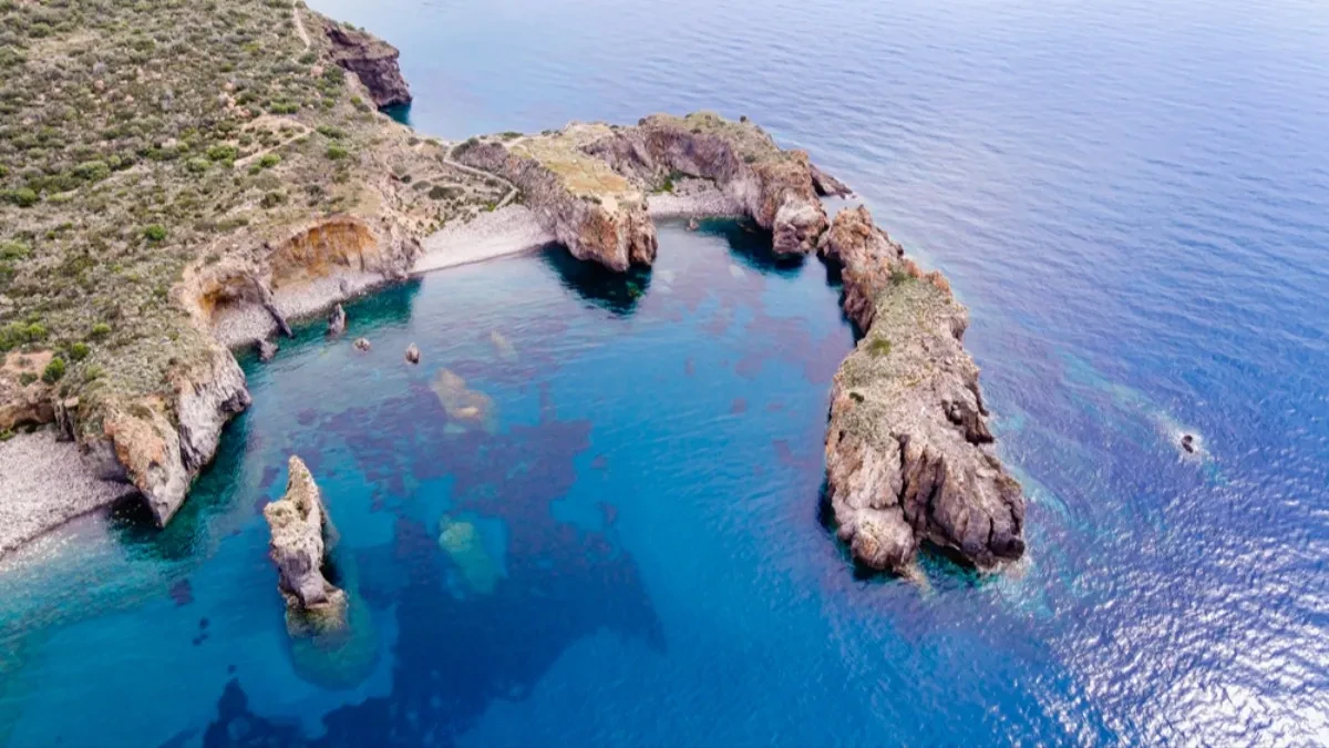 Misterija Mediterana - ostrvo gde su živeli heroji, a more miriše na sumpor