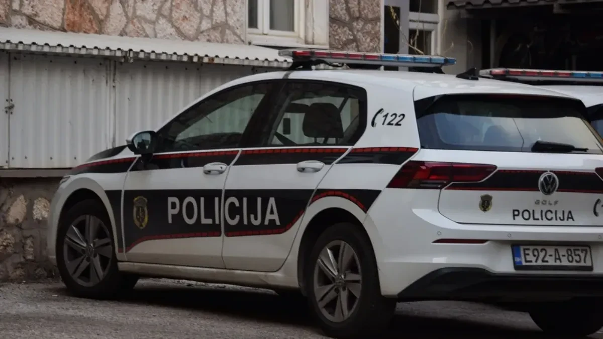 Mladić pretučen ispred lokala u Bugojnu: Grupa ga napala posle ponoći