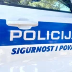 Neverovatan incident u komšiluku: Policajac otišao do bankomata, pogledajte gde je završio službeni automobil (VIDEO)