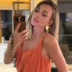 Ovo je misteriozna sestra Emine Jahović: Neverovatna sličnost šokirala javnost, a bavi se ozbiljnim poslom! (FOTO)