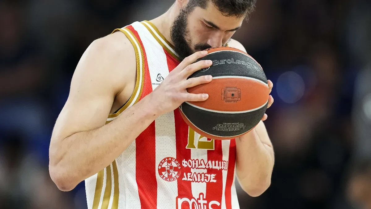 "Ovo moram da kažem..." Bivši košarkaš Zvezde osudio potez Nikole Kalinića