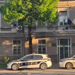 Pijan se zakucao u stanicu policije: Oštetio sve pred sobom!