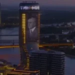 Pogledajte kako danas sija Kula Beograd - na dan rođenja jednog od najvećih srpskih umova